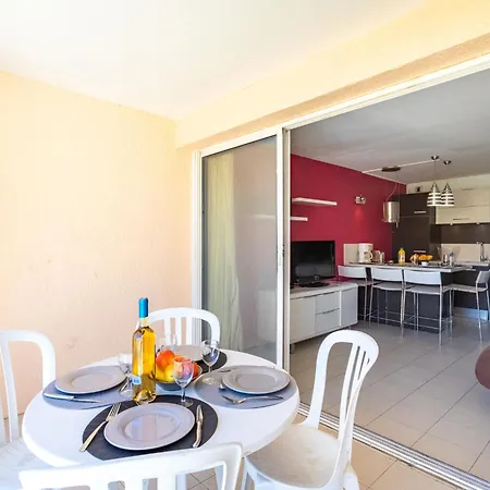 Apartman Les Marines De Gassin-1 By Interhome La Foux